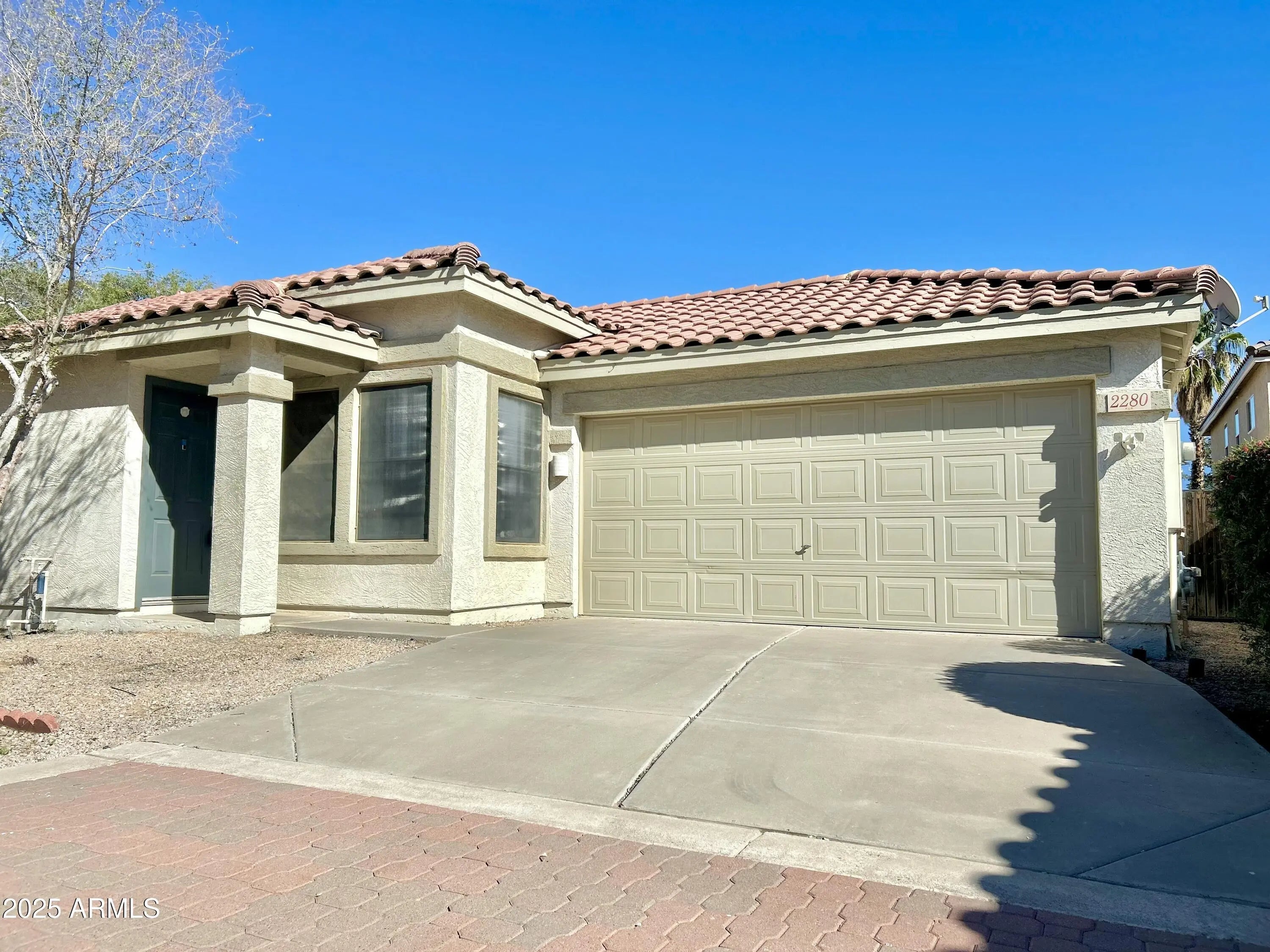 Photo of Listing #6944494