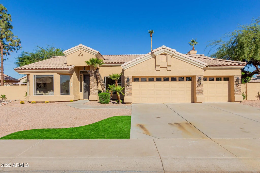 6450 W Gary Drive, Chandler