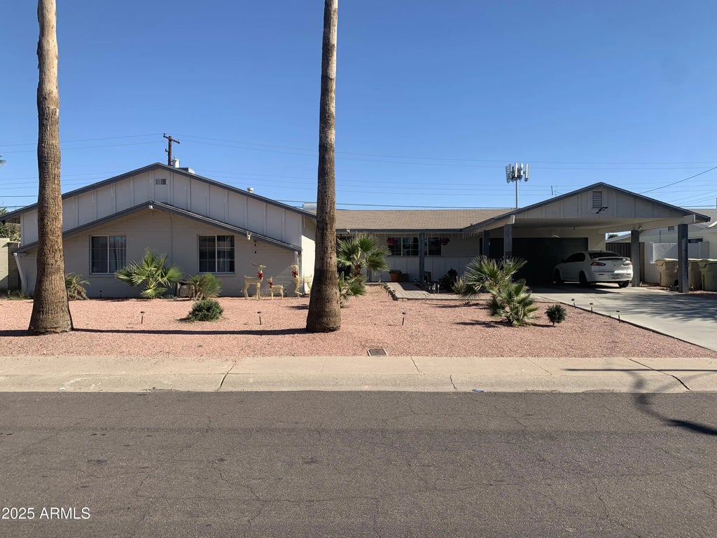 5017 N 64th Avenue, Glendale