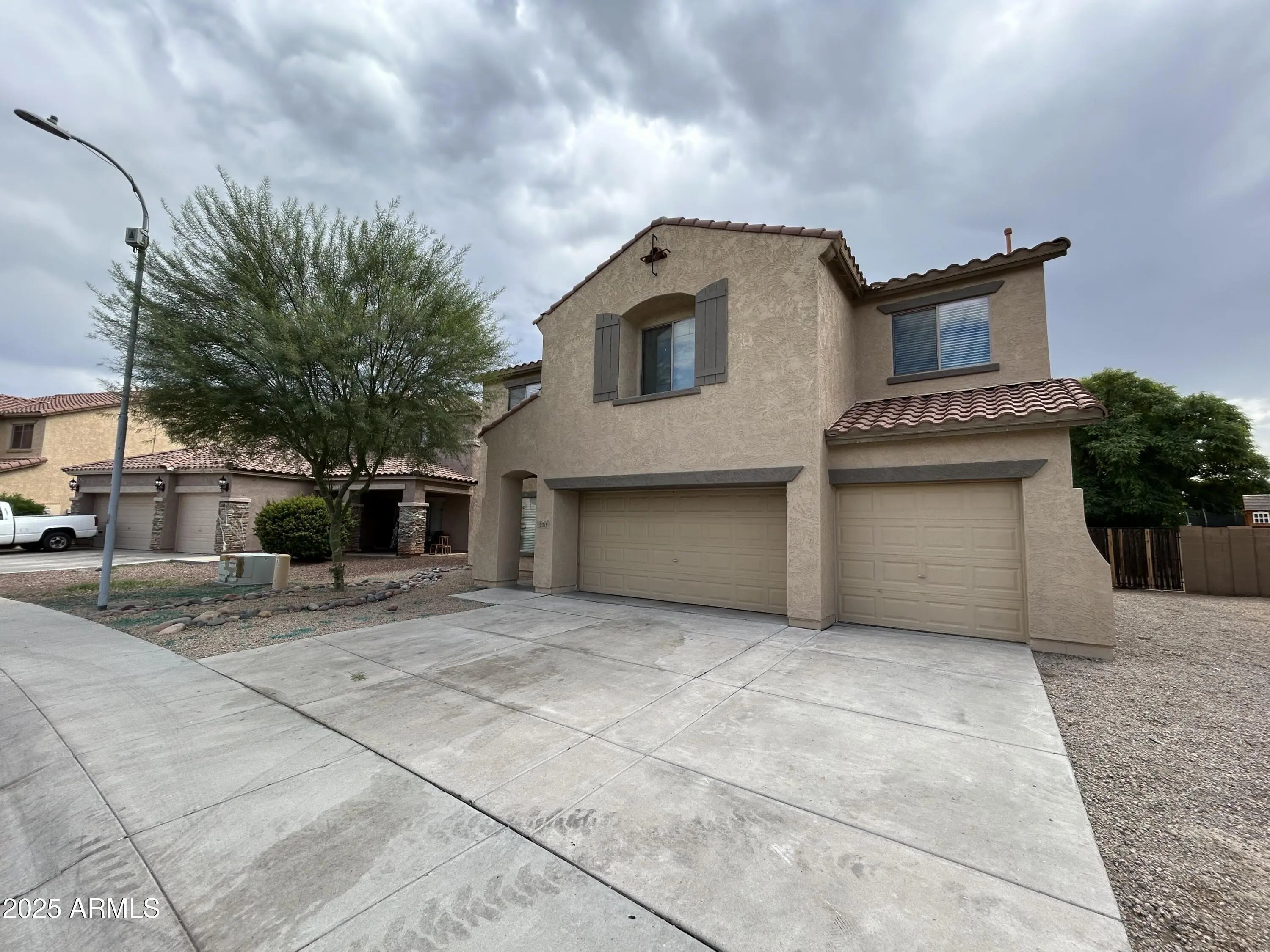 Photo of Listing #6944474