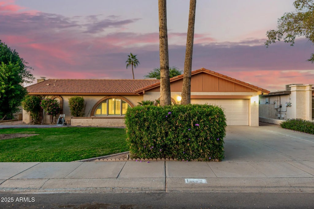 1832 E Colgate Drive, Tempe