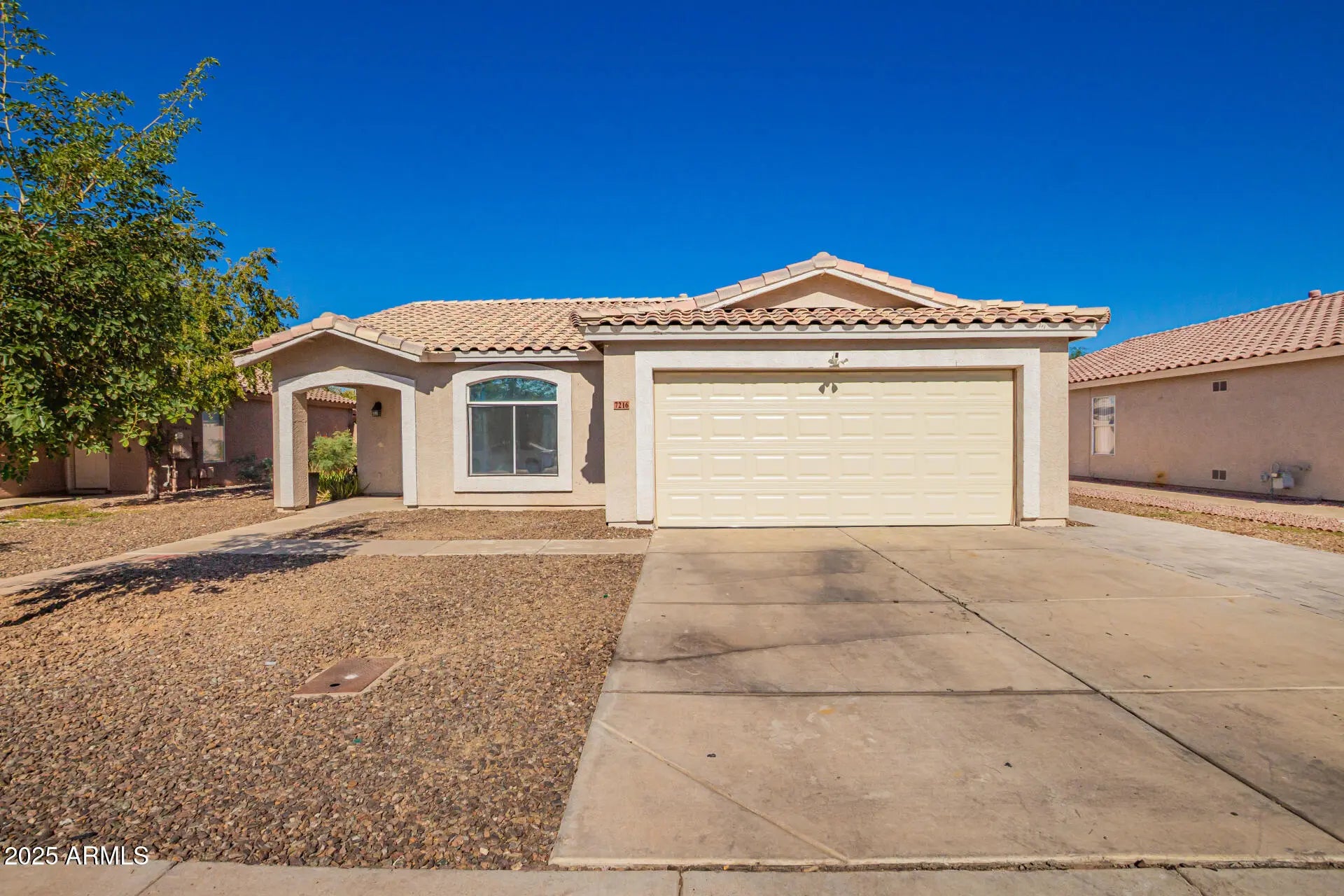 Photo of Listing #6949707