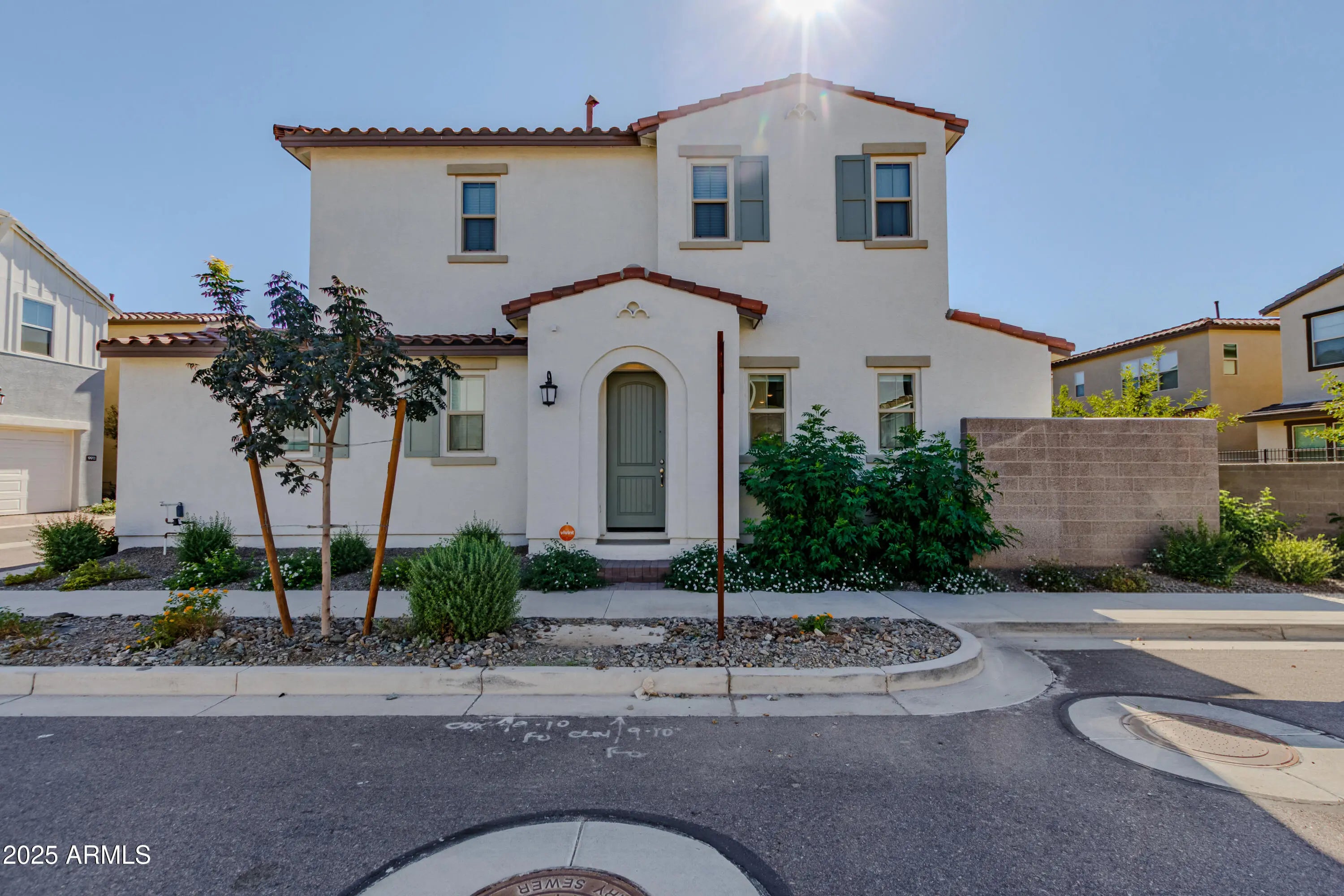 Photo of Listing #6944861