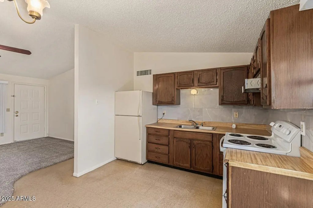 3645 N 71st Avenue (unit 10), Phoenix