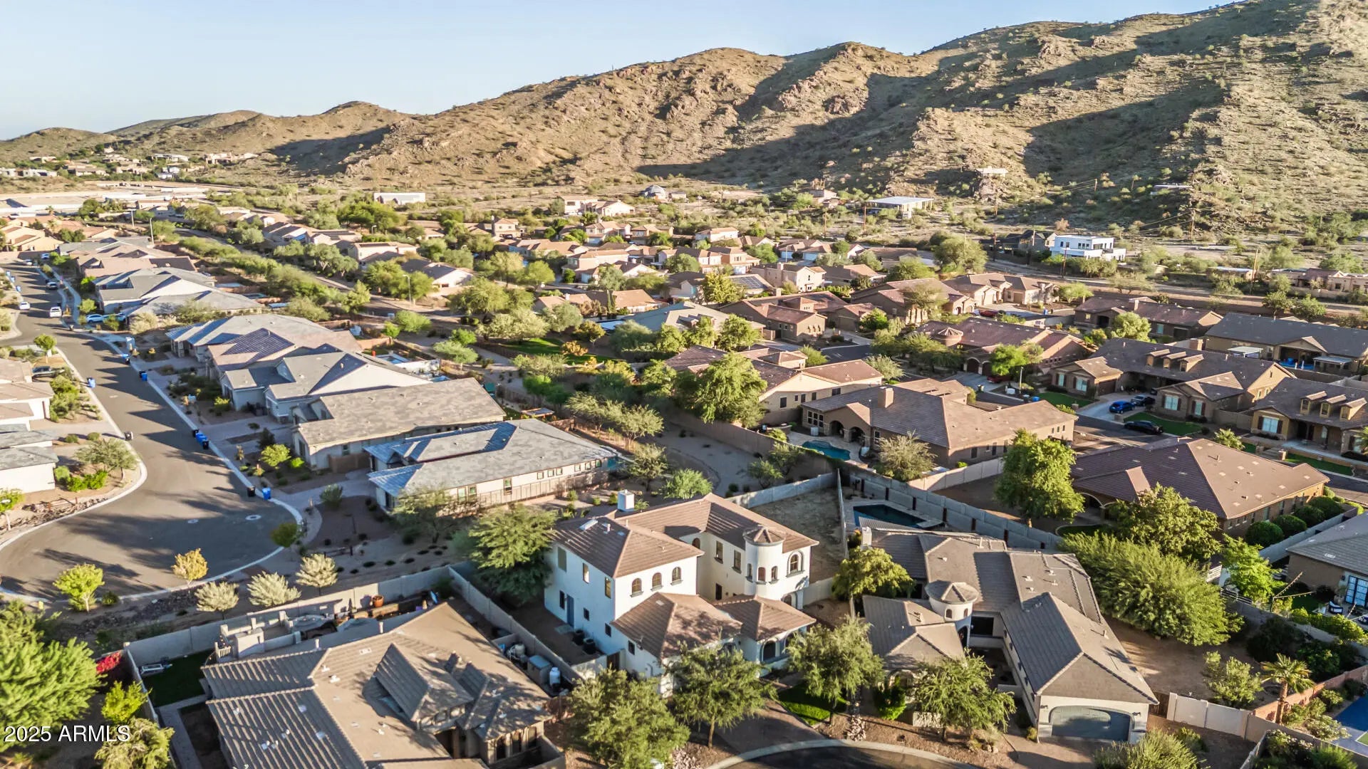 Photo of Listing #6945480