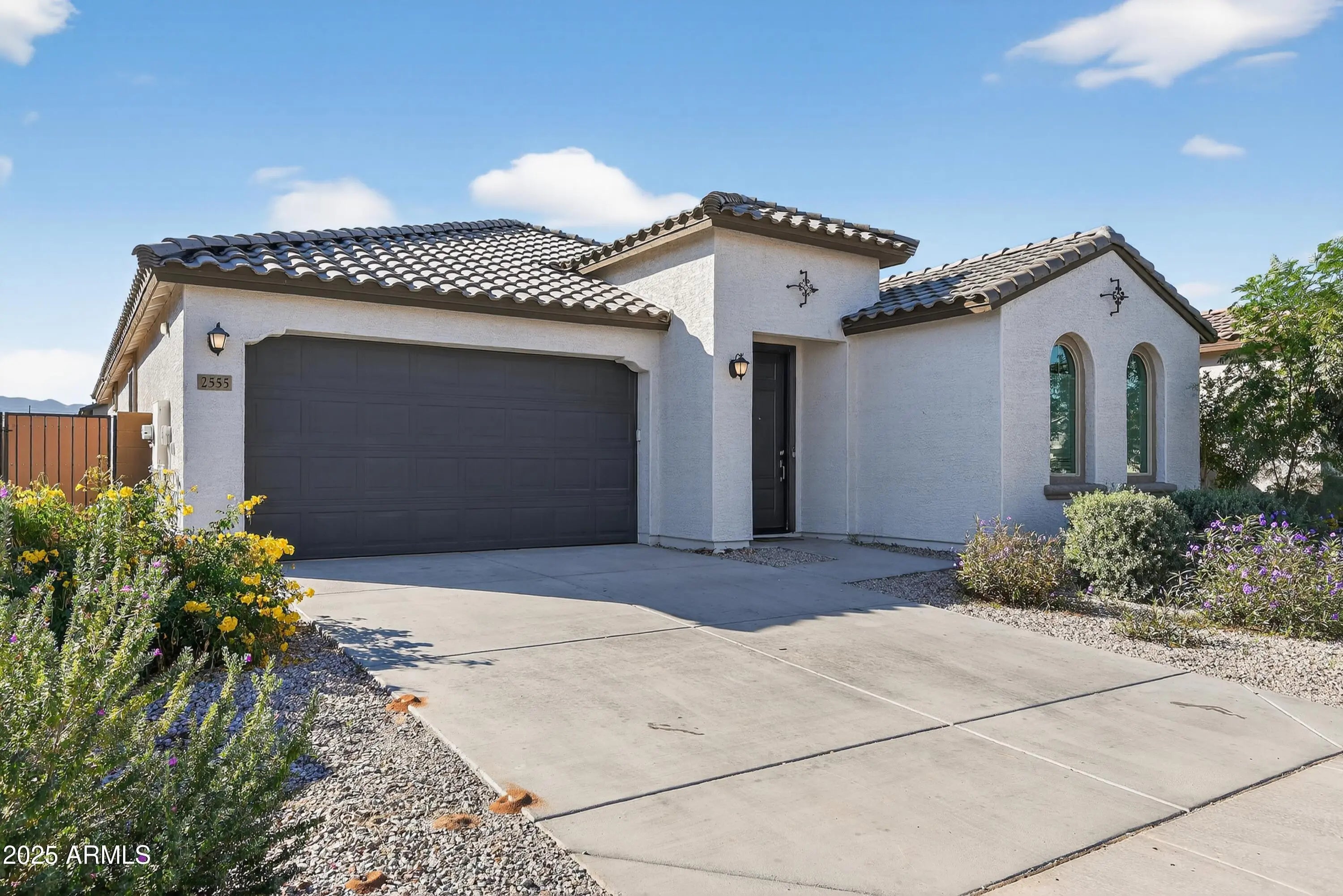 Photo of Listing #6944973