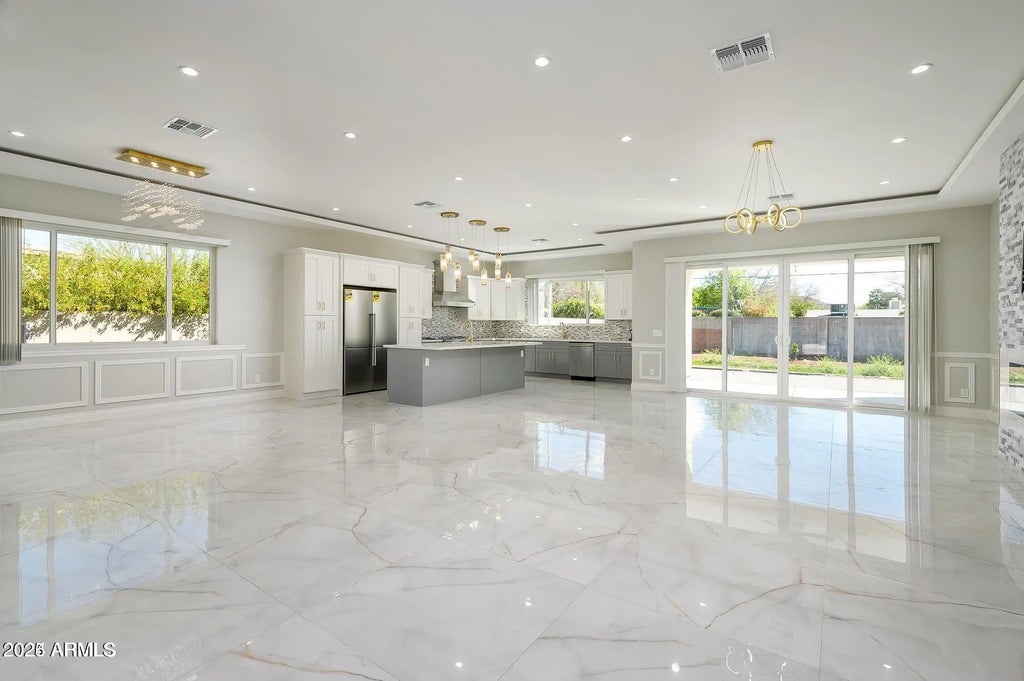 6729 N 13th Street, Phoenix