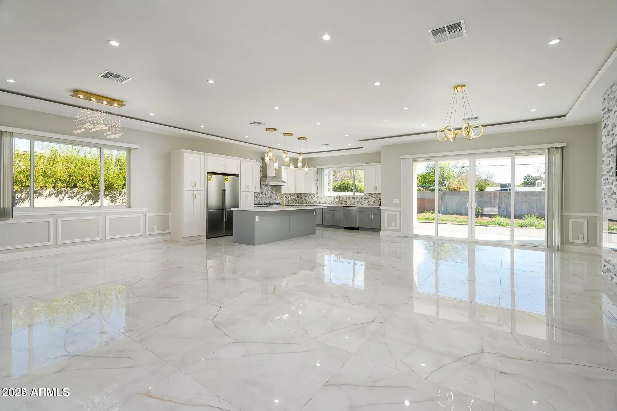 Photo of Listing #6944992