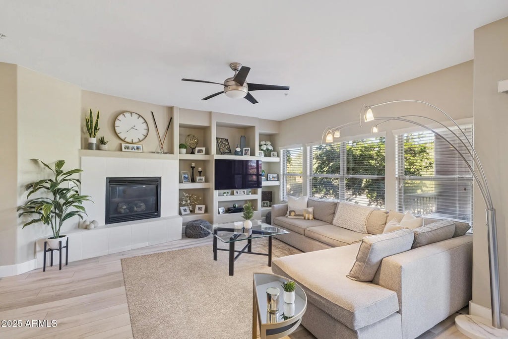 20121 N 76th Street (unit 2029), Scottsdale