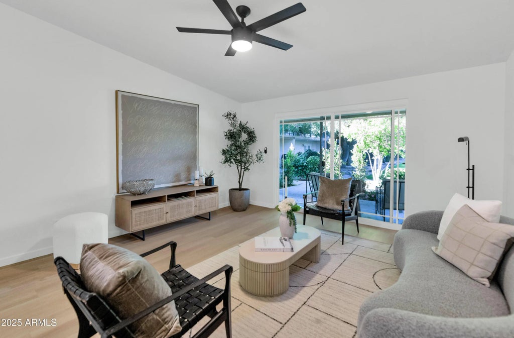 3505 E Campbell Avenue (unit 7), Phoenix