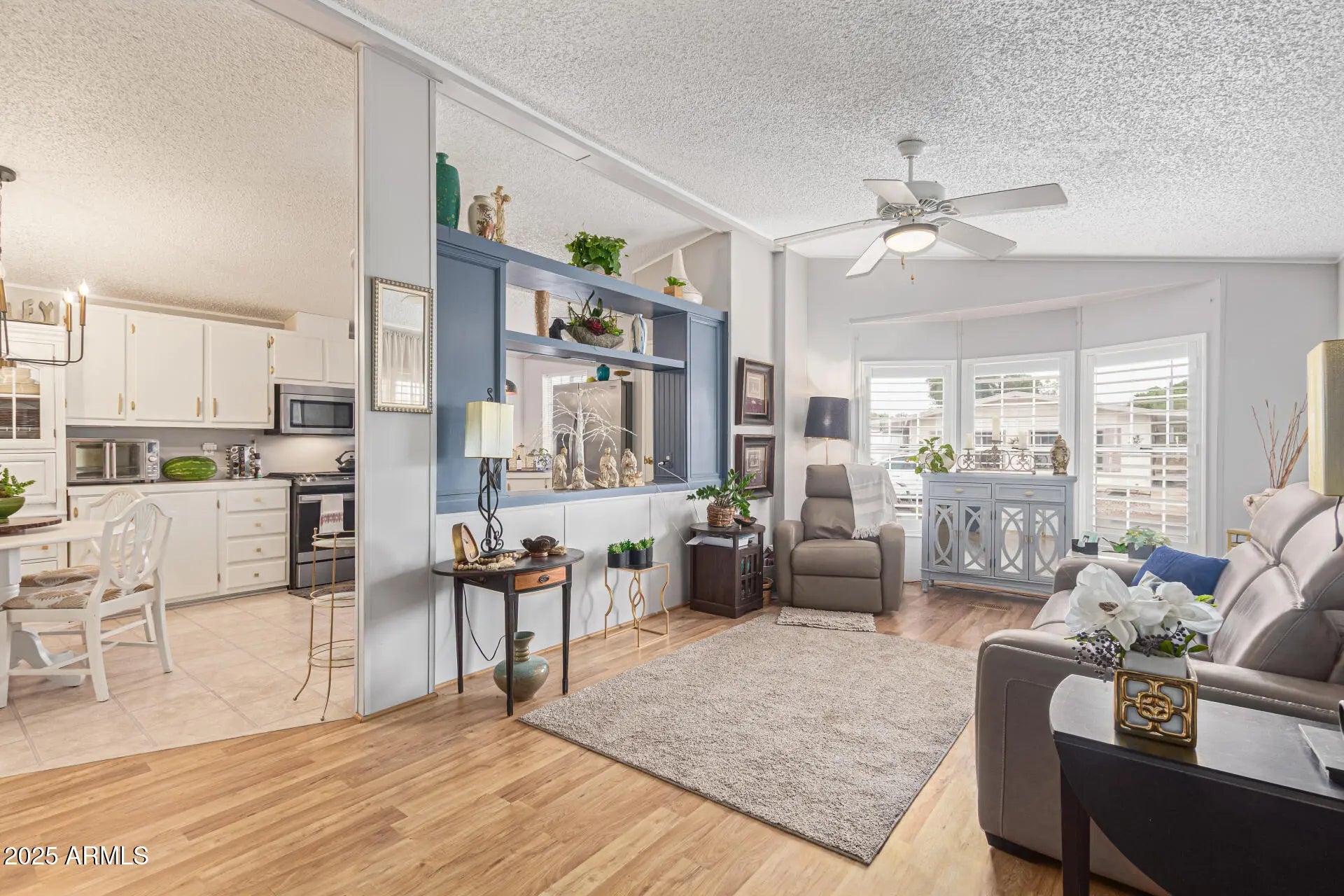 Photo of Listing #6950017