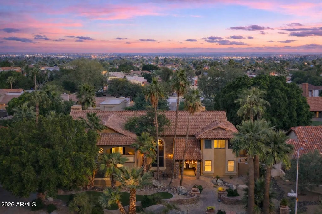 11621 S Blackfoot Drive, Phoenix