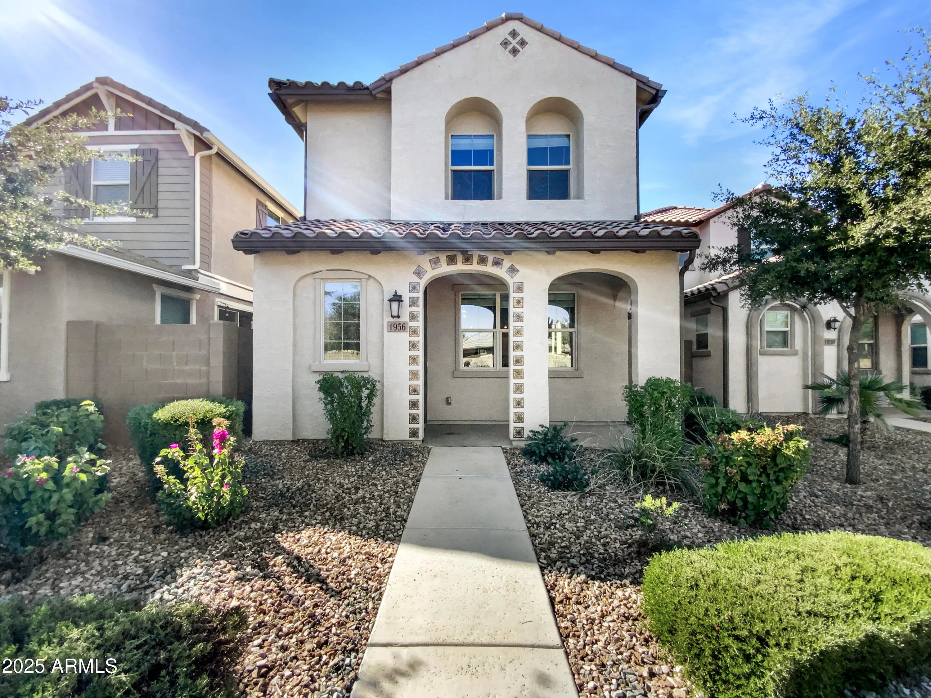 Photo of Listing #6945260