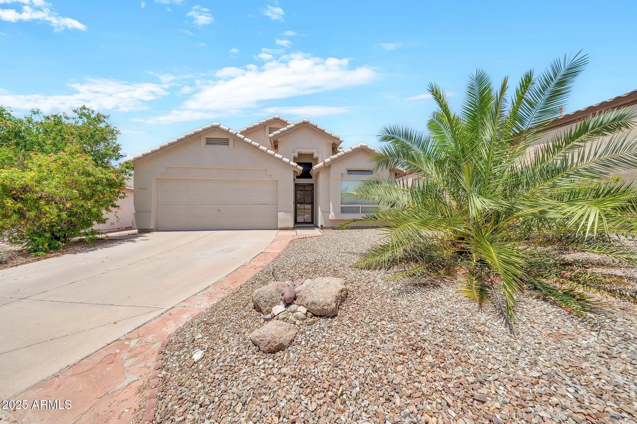 Photo of Listing #6951237