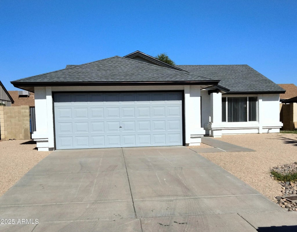 3318 W Rose Garden Lane, Phoenix