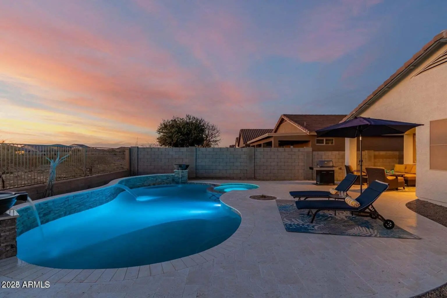 Photo of Listing #6945425