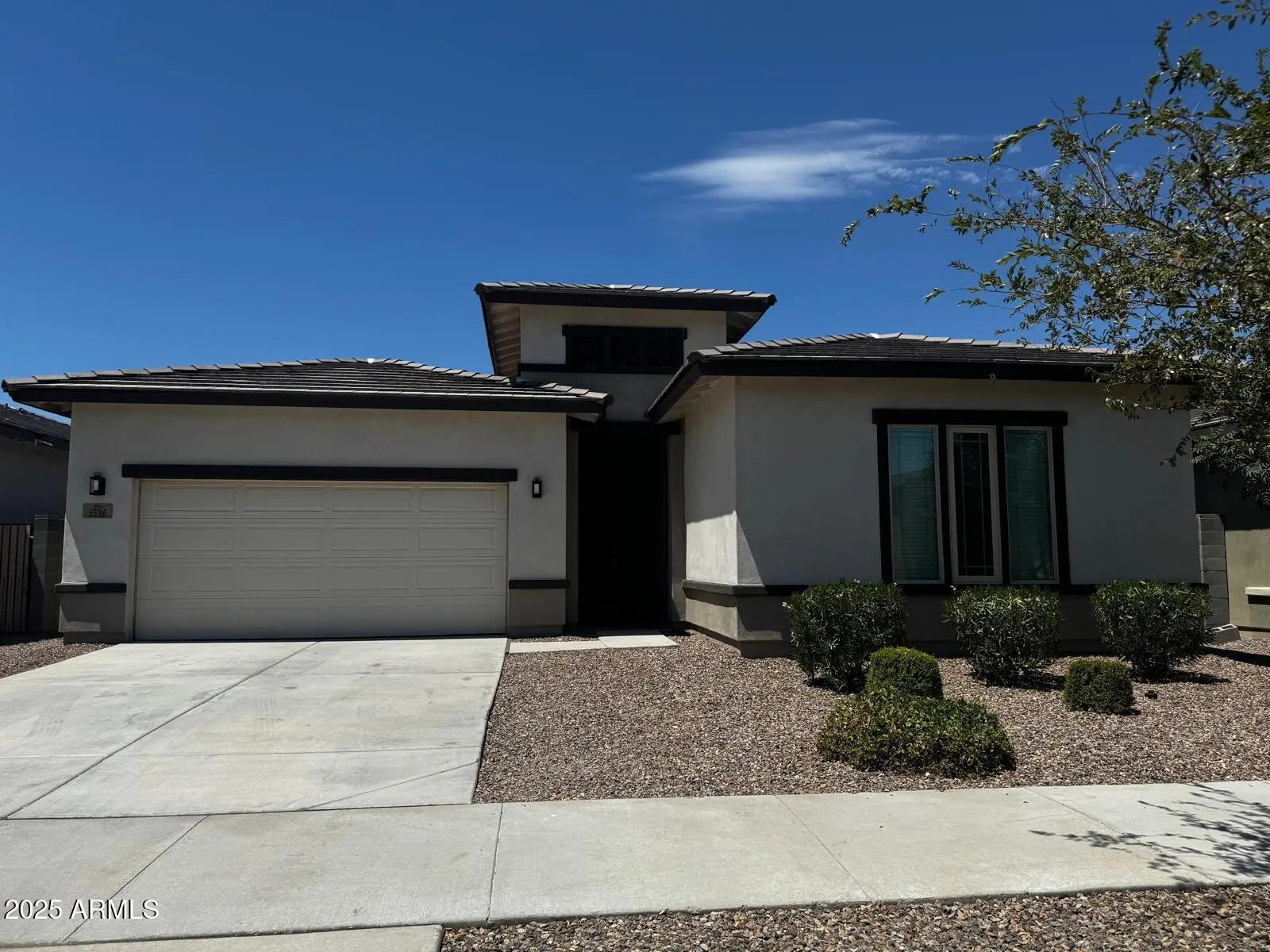 Photo of Listing #6945571