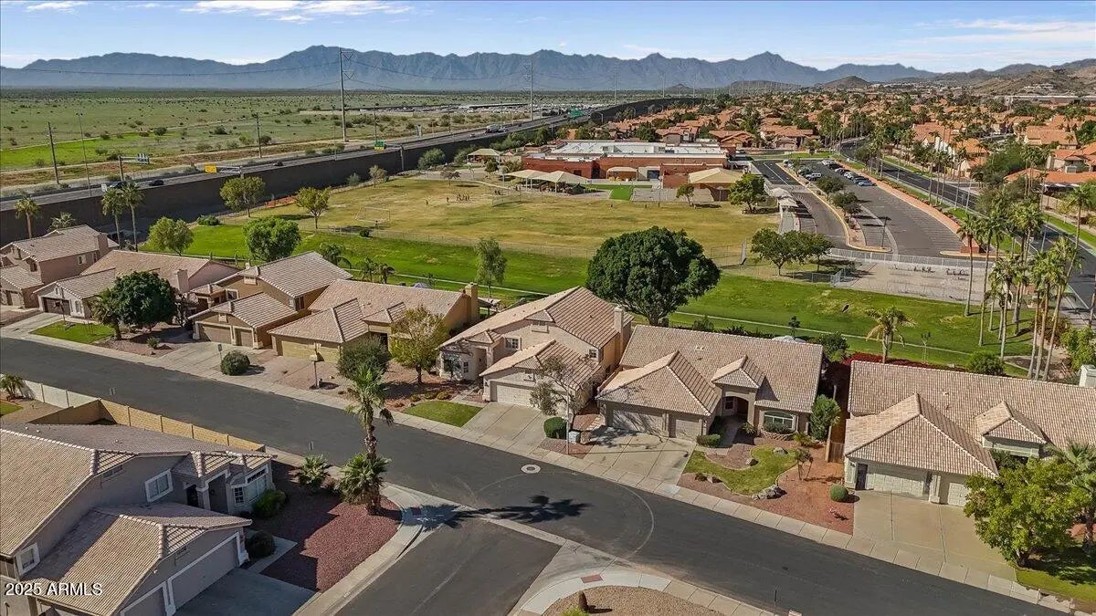 Photo of Listing #6947274