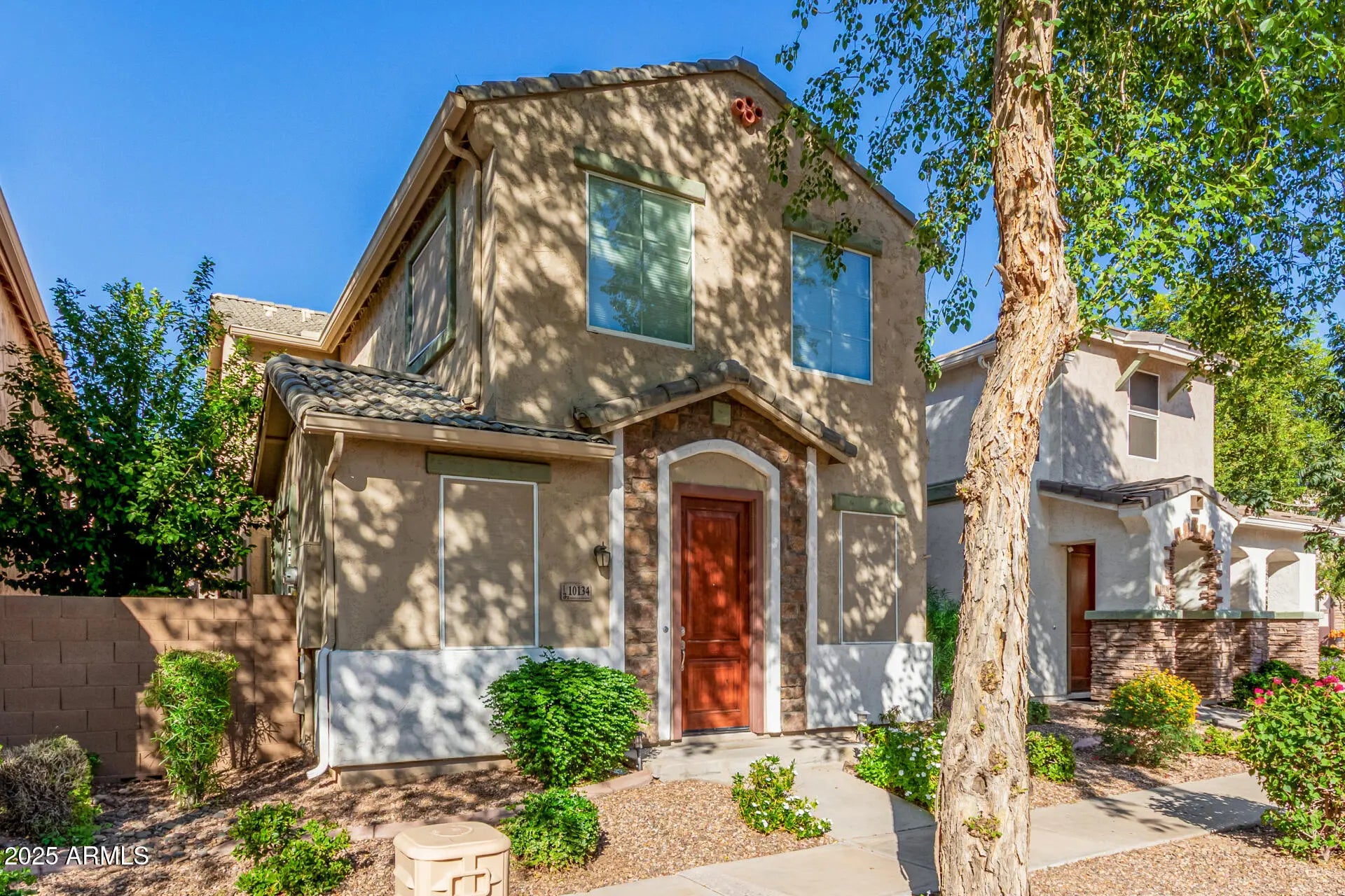 Photo of Listing #6946412