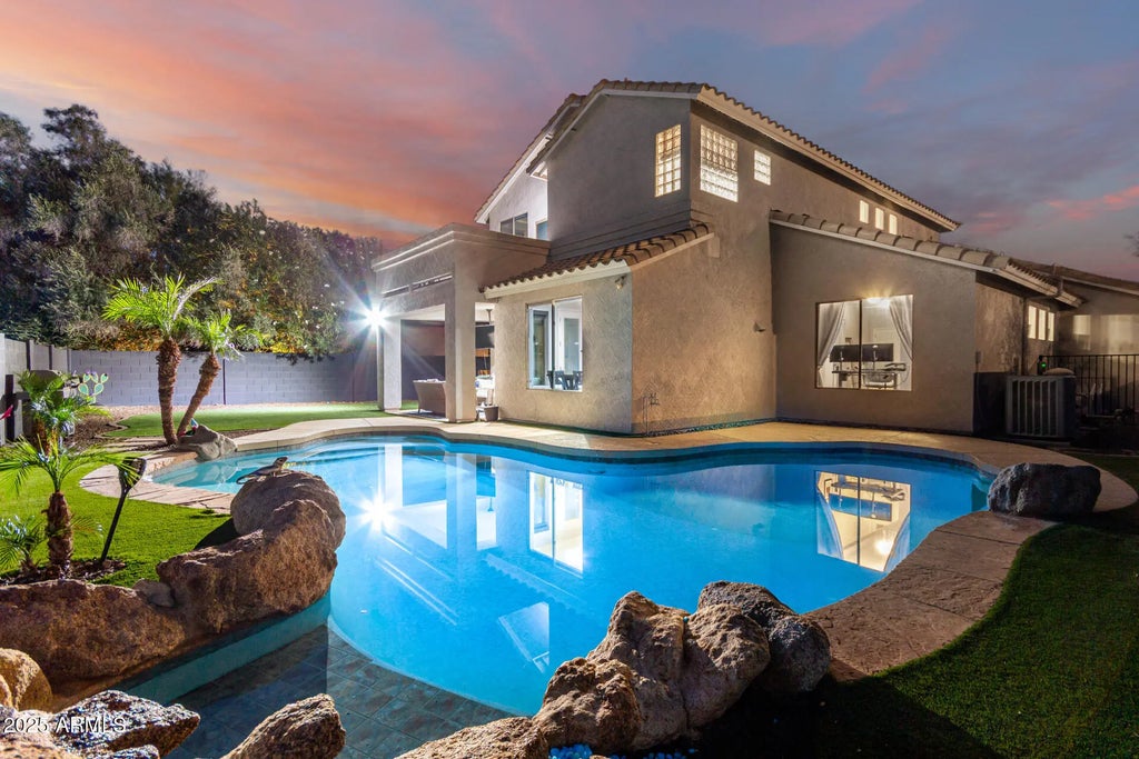 6409 W Lucia Drive, Phoenix