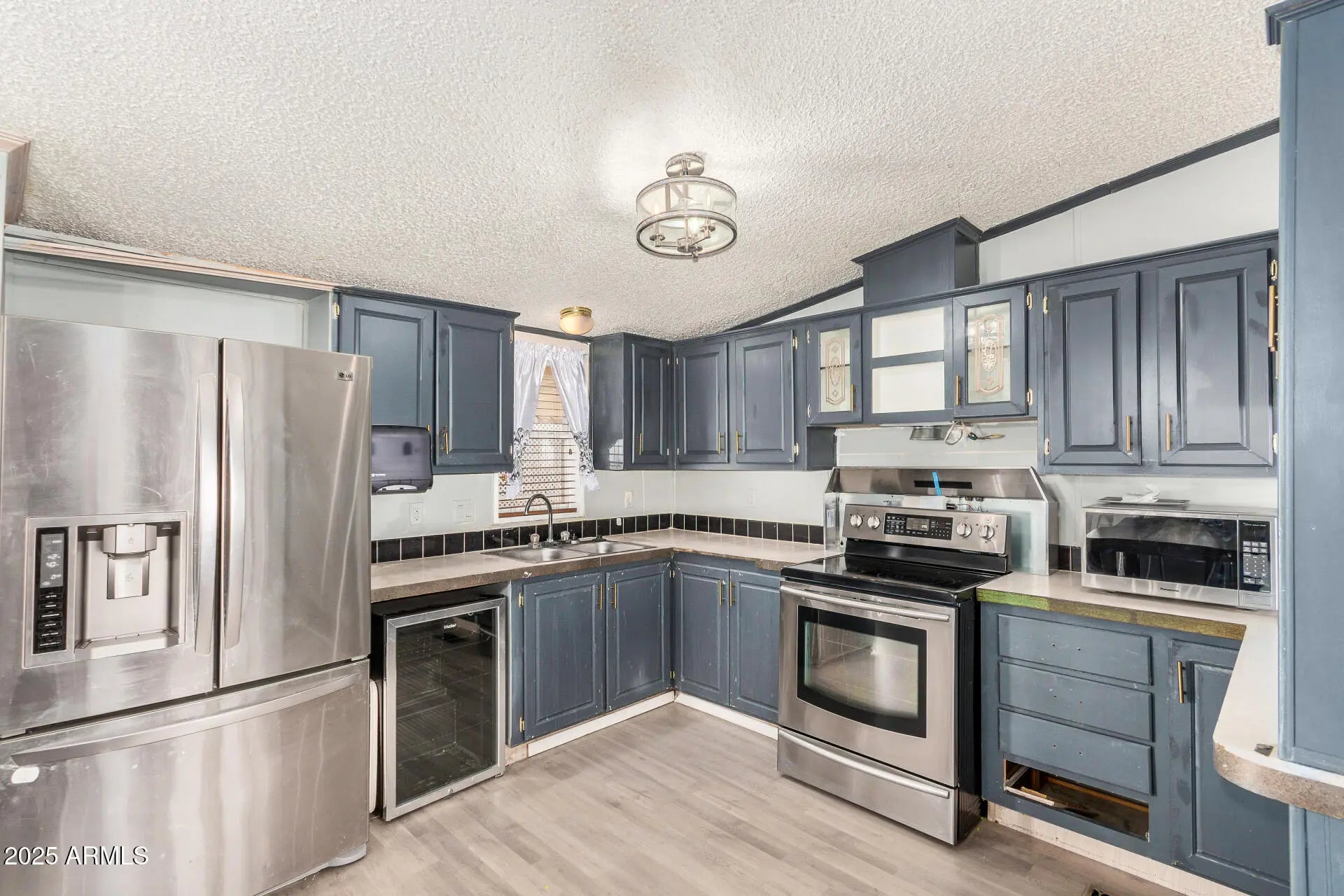 Photo of Listing #6945728