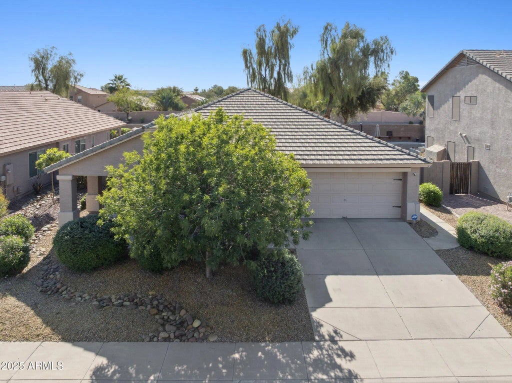 42451 W Chisholm Drive, Maricopa