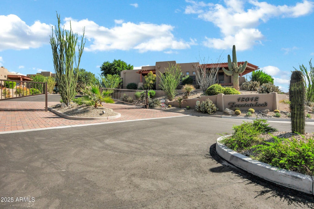13013 N Panorama Drive (unit 221), Fountain Hills