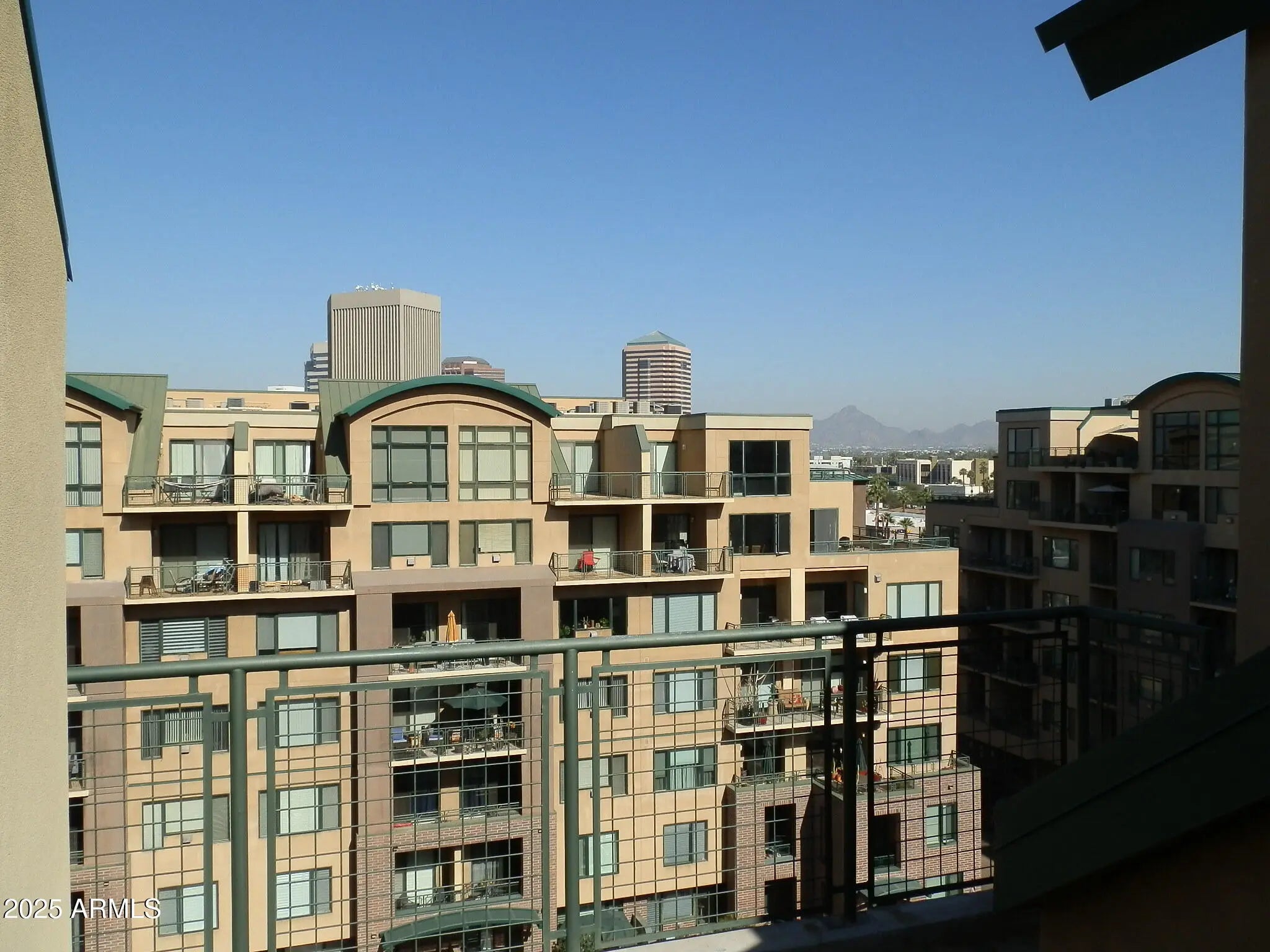 Photo of Listing #6945876