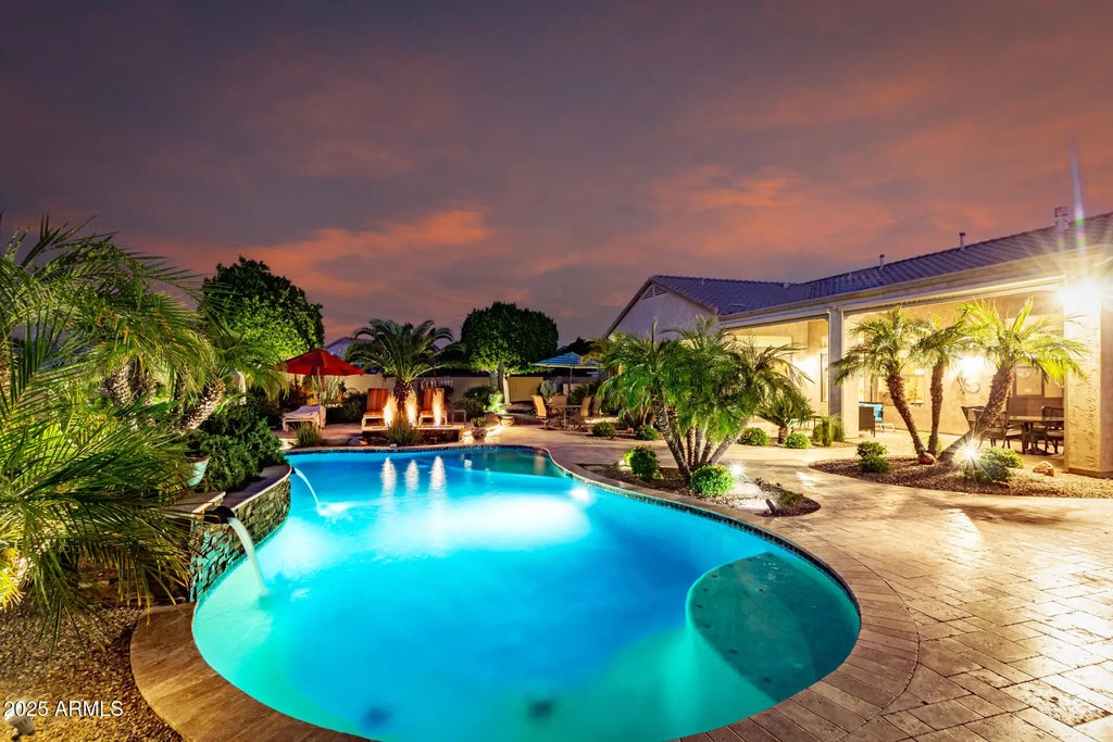 8236 N 180th Drive, Waddell