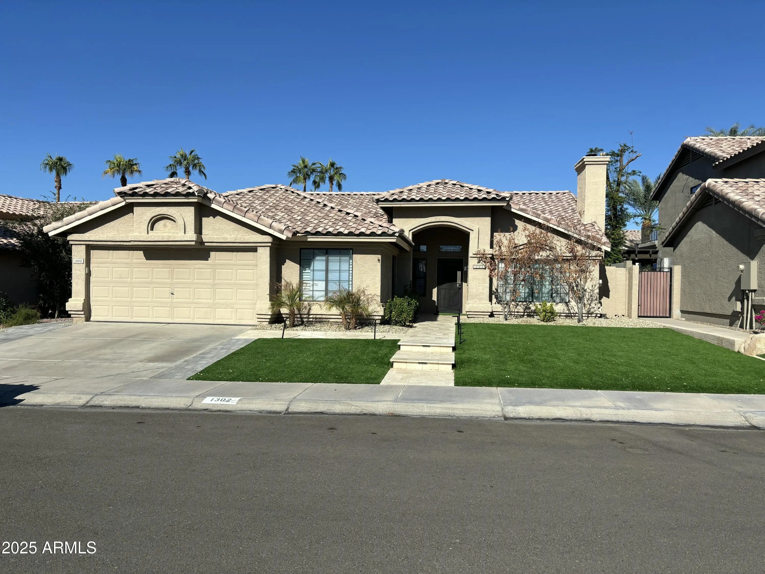 Photo of Listing #6946068