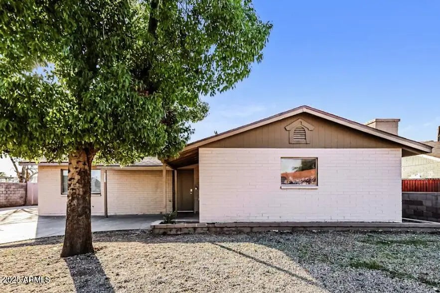 Photo of Listing #6945926