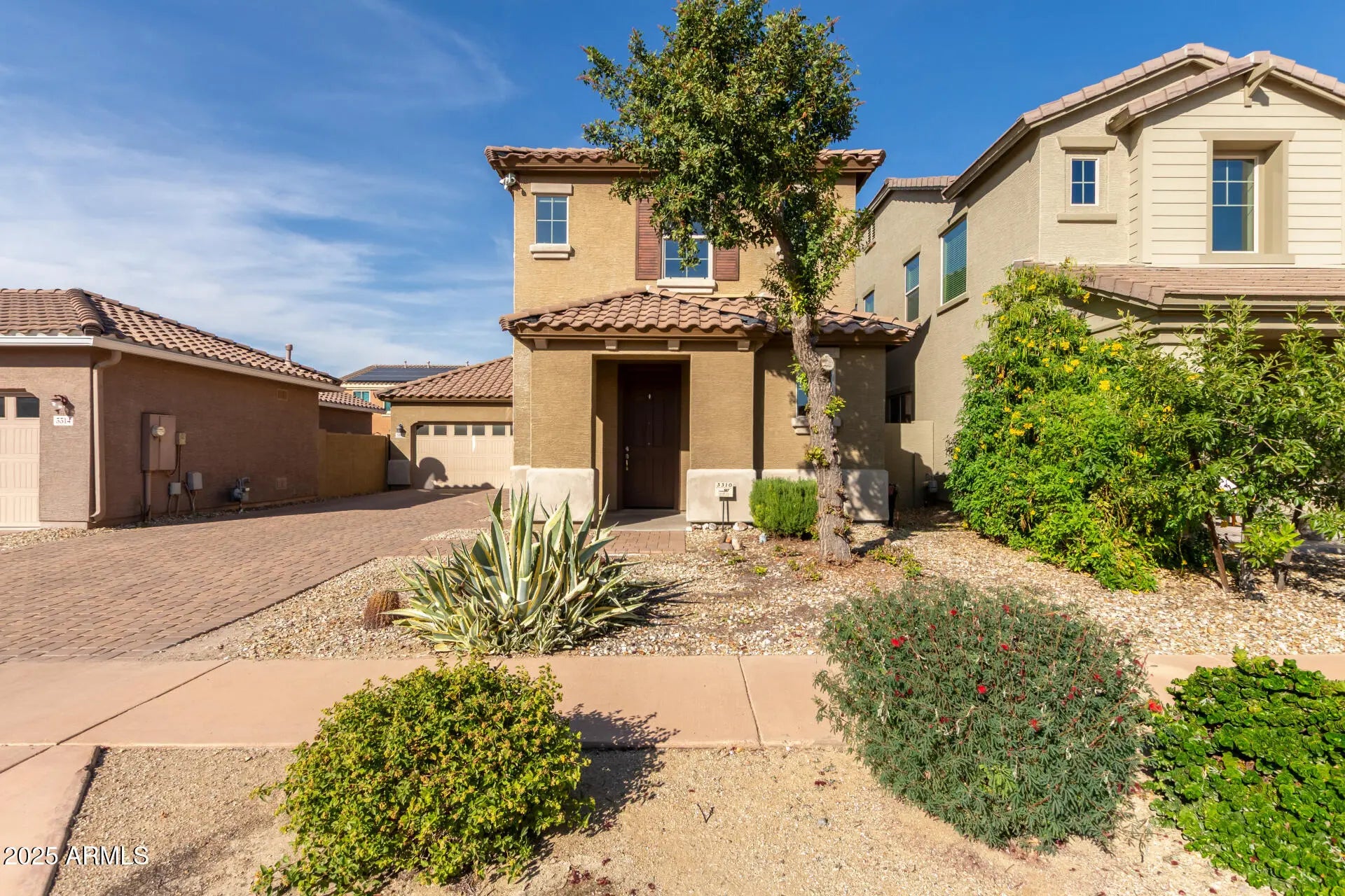 Photo of Listing #6946307