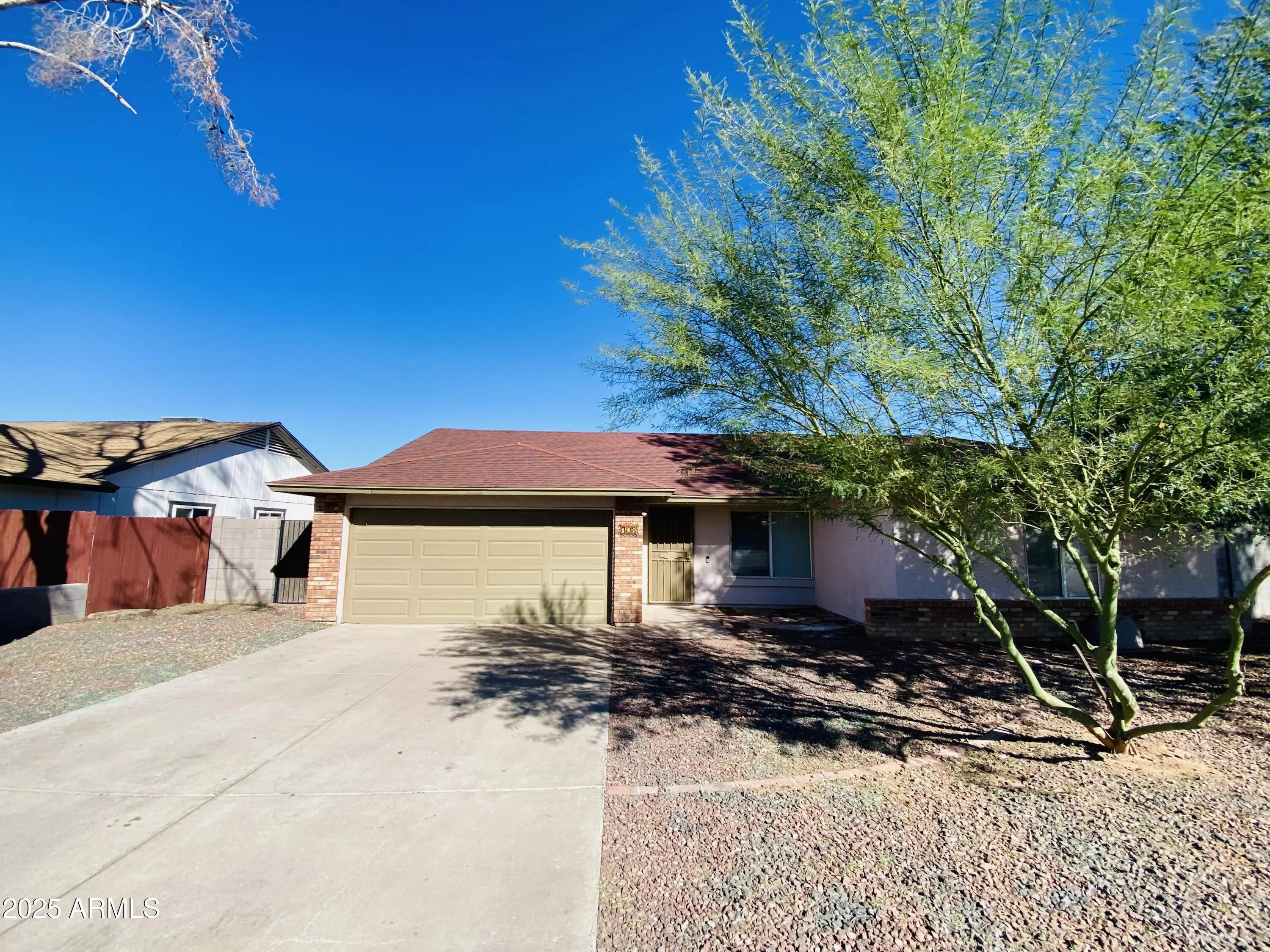 Photo of Listing #6946221