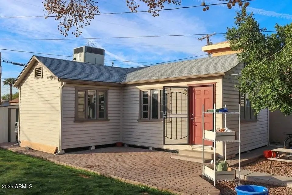 Photo of Listing #6946796