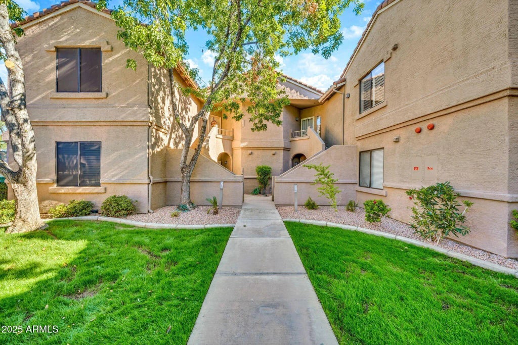 15380 N 100th Street (unit 2126), Scottsdale