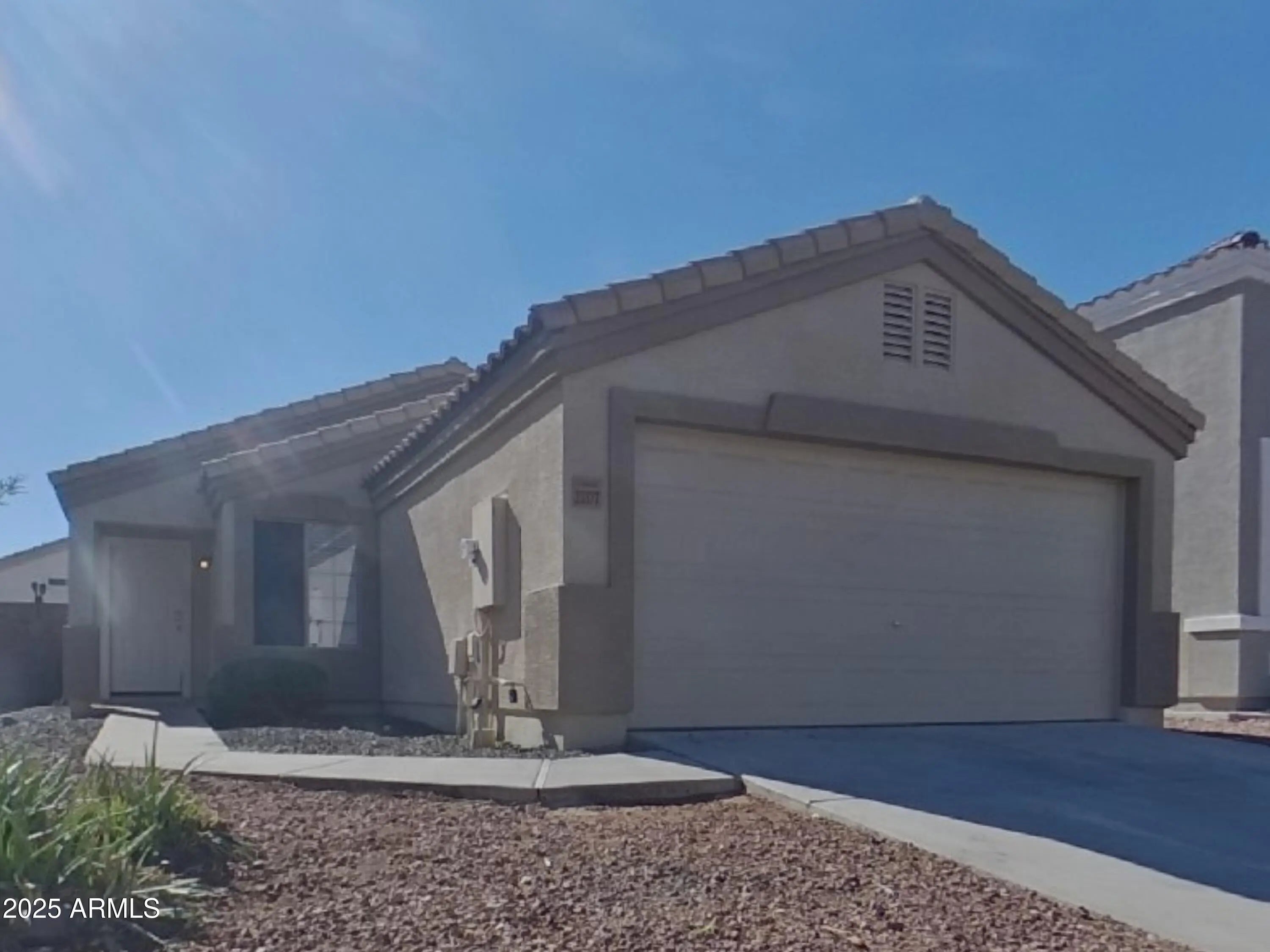 Photo of Listing #6946274