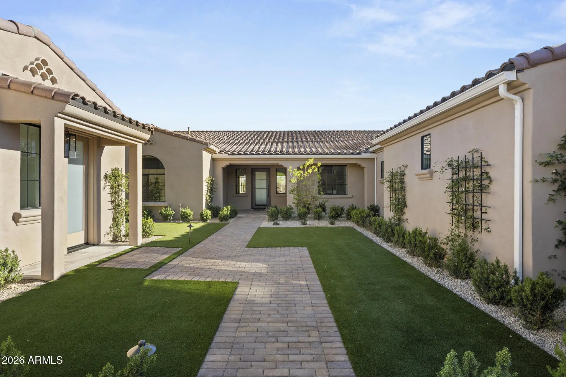 Photo of Listing #6949687