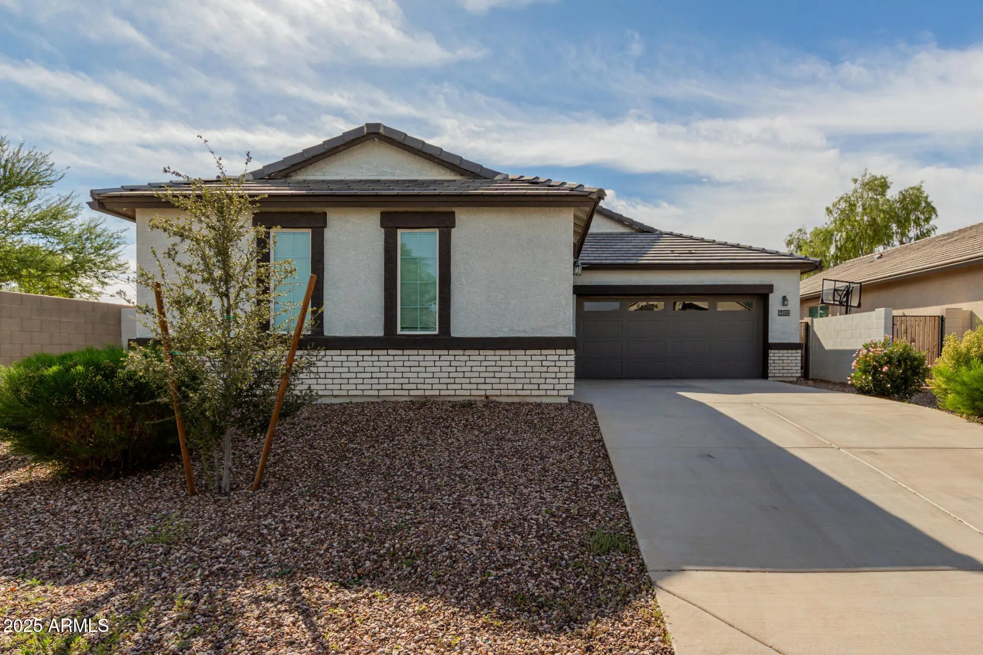 Photo of Listing #6949397