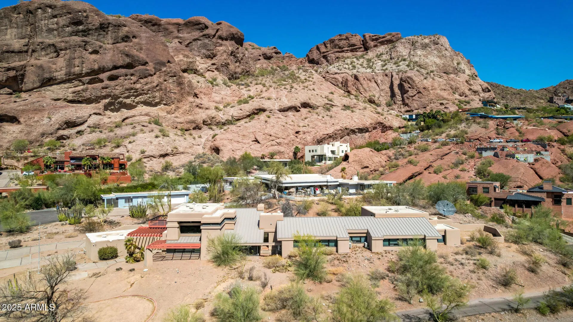 Photo of Listing #6946345