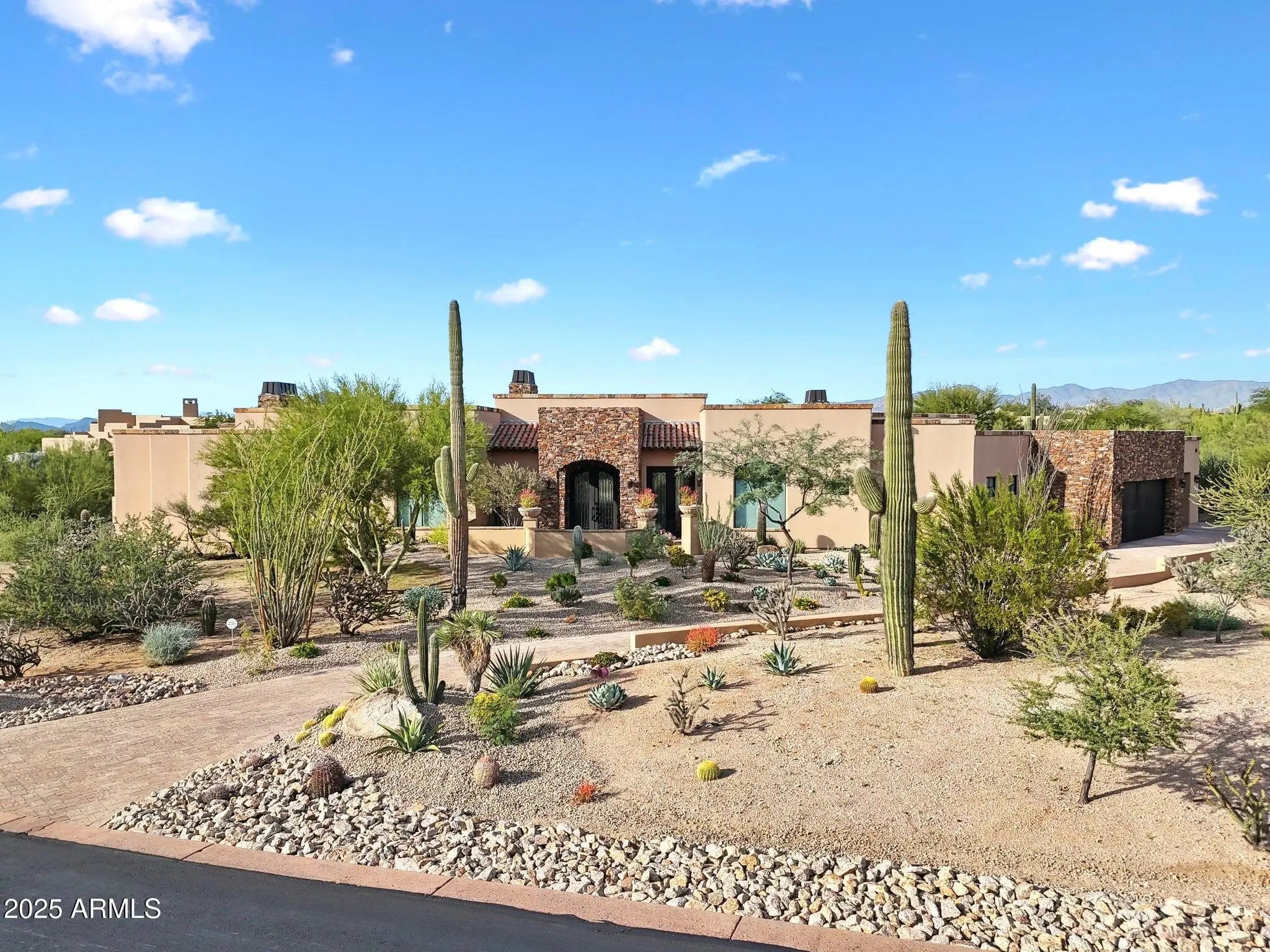 Photo of Listing #6952669