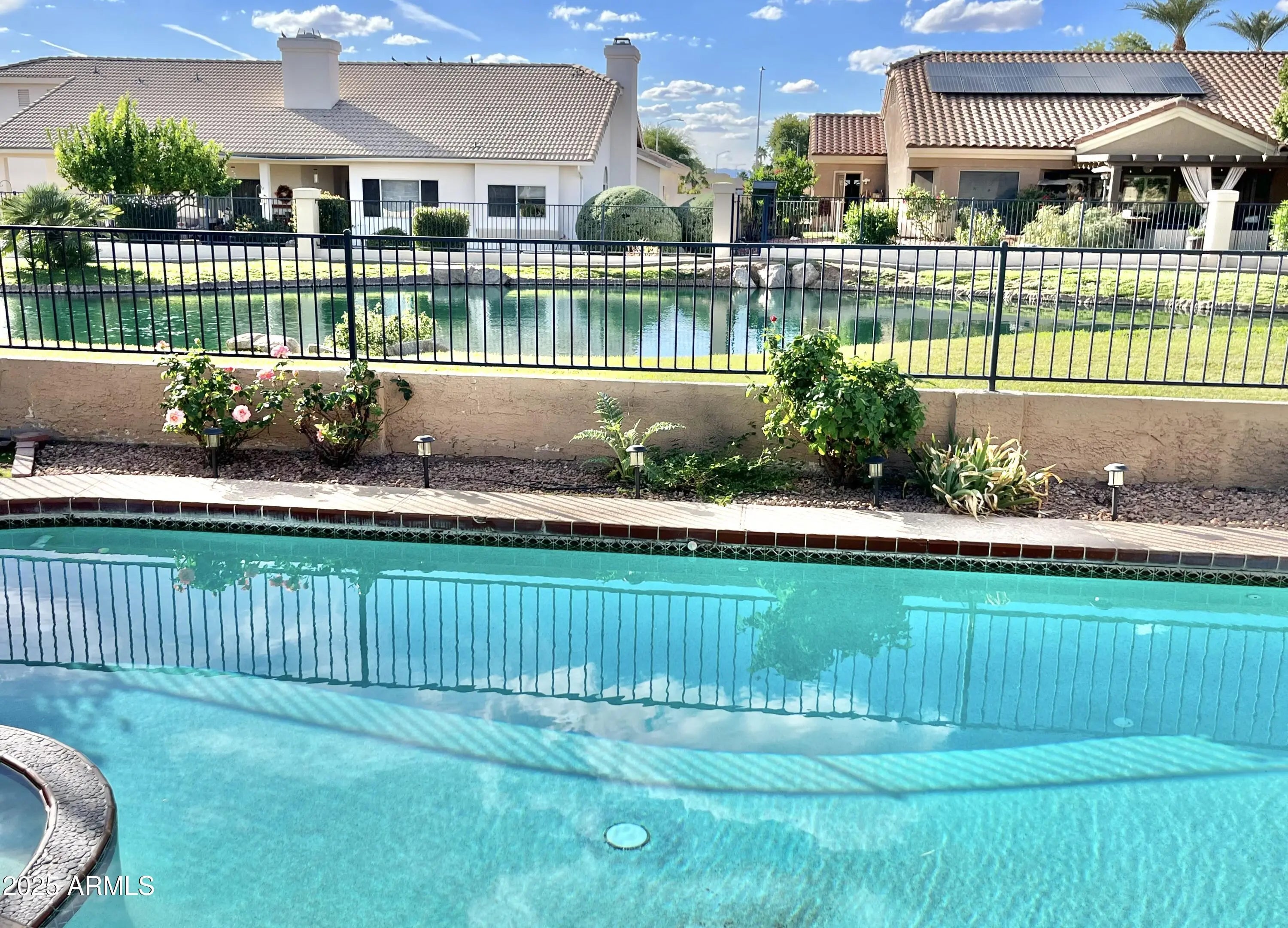 Photo of Listing #6948716