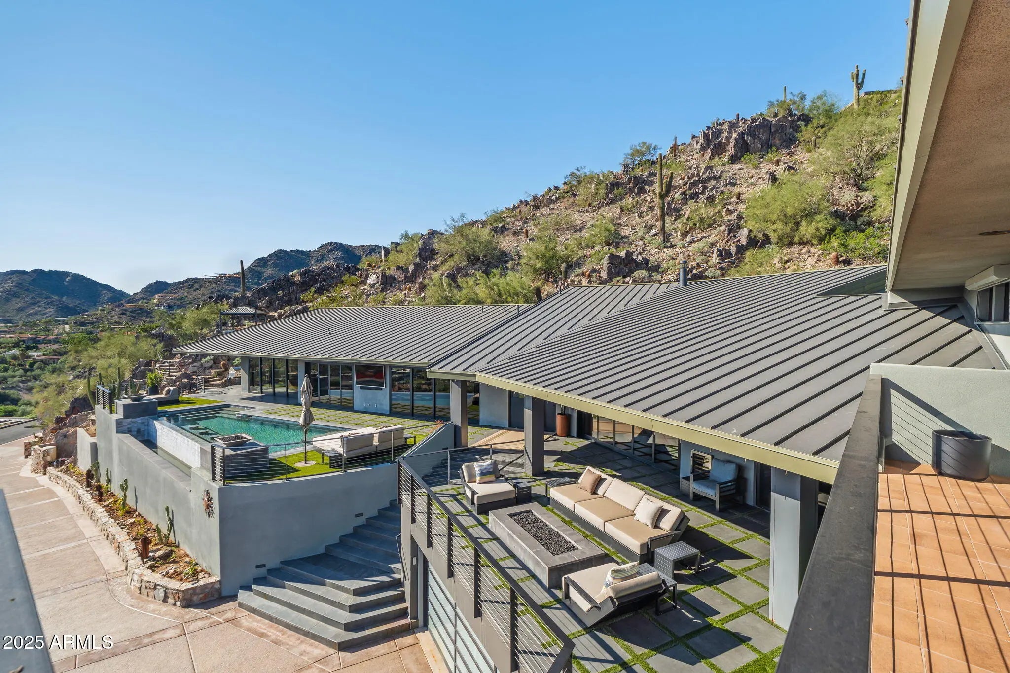 Photo of Listing #6946894