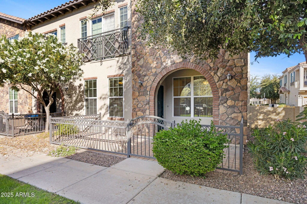 4707 E Thunderheart Trail (unit 103), Gilbert