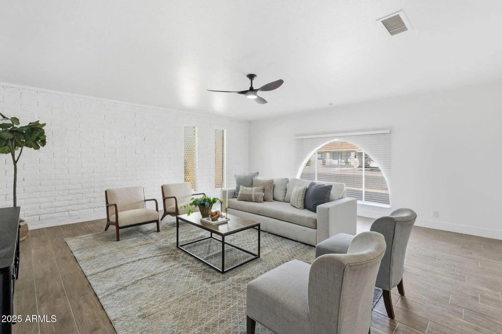 403 W Gail Drive, Chandler