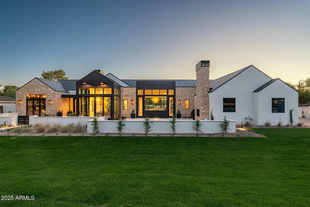 4729 E Arcadia Lane, Phoenix