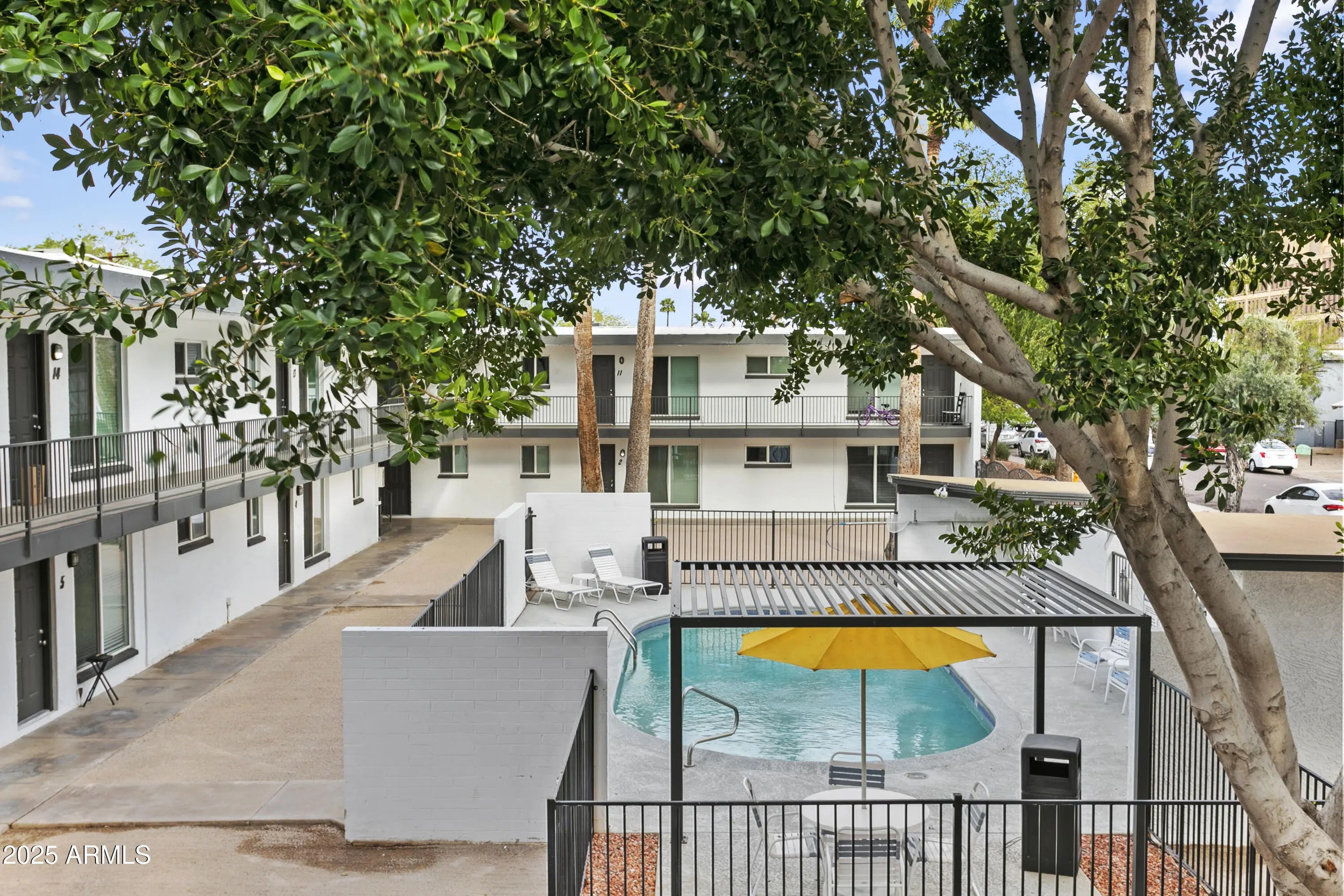 Photo of Listing #6946527