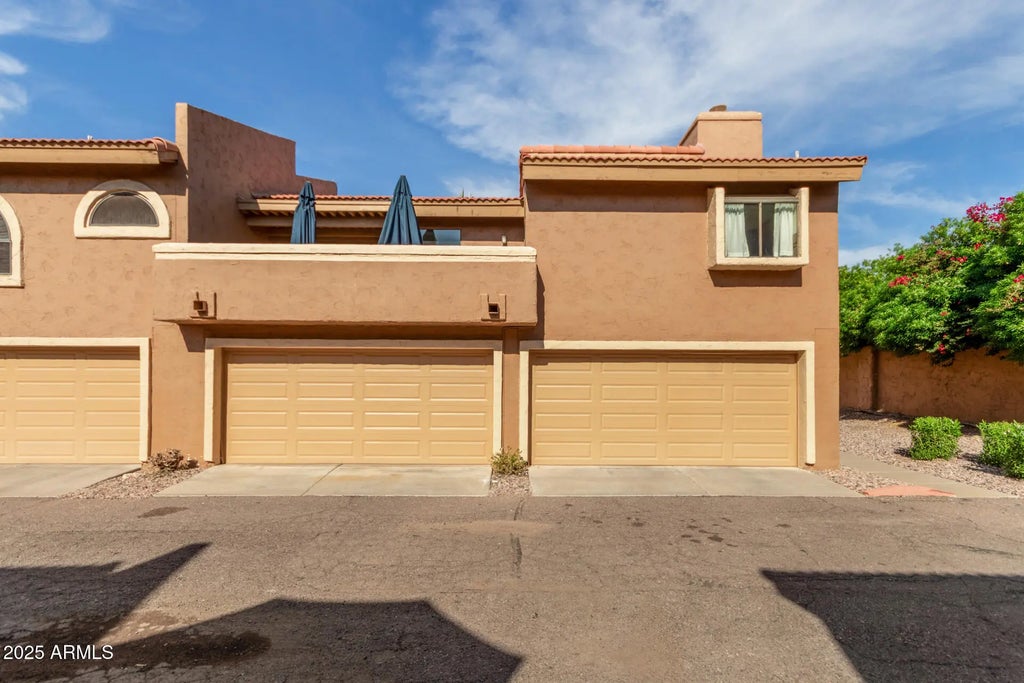 5640 E Bell Road (unit 1023), Scottsdale