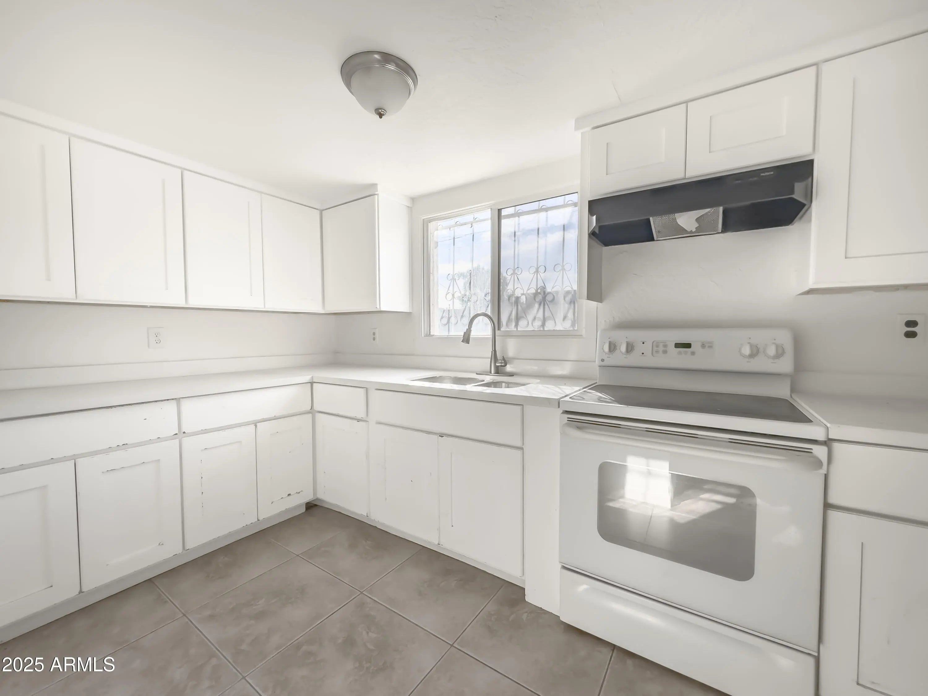 Photo of Listing #6948941