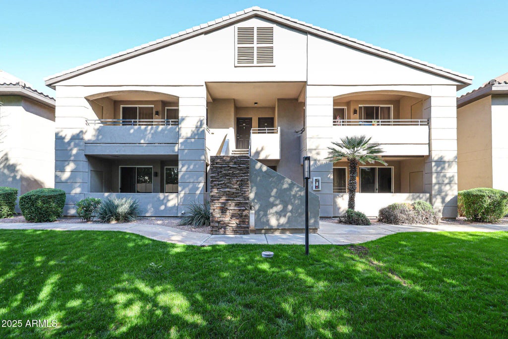 7009 E Acoma Drive (unit 2062), Scottsdale