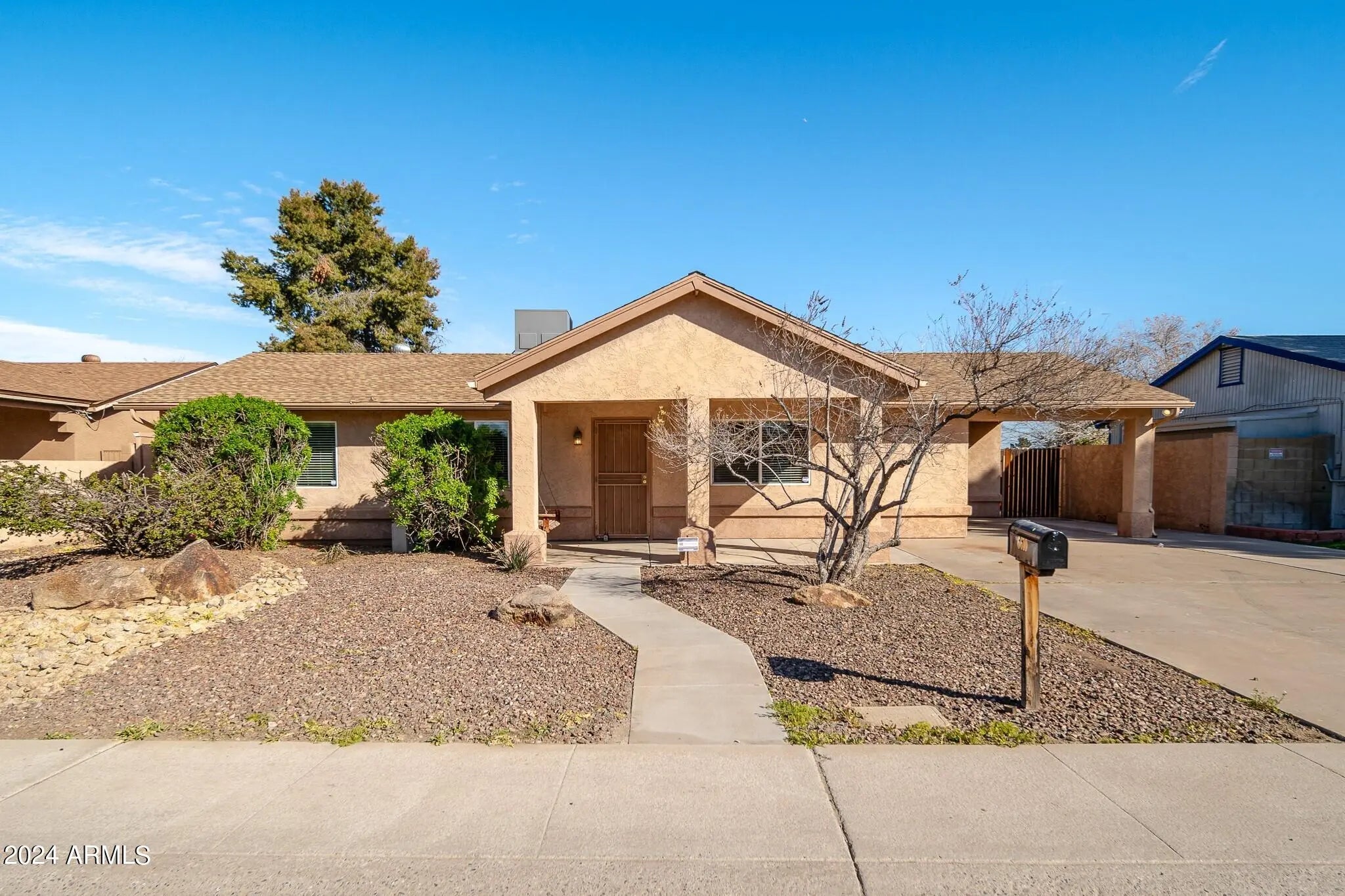 Photo of Listing #6946729